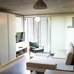 Sleek And Duplex House In Beyoglu アパート