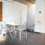 Sleek And Duplex House In Beyoglu アパート *